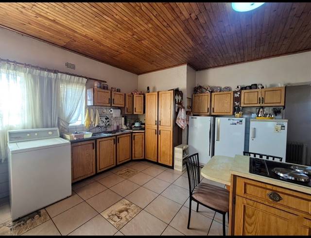 3 BEDROOM HOUSE FOR SALE IN SONLAND PARK